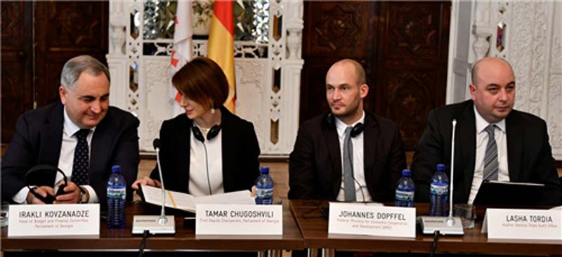  Mémo de coopération en gestion financière publique à Georia, exprimé par Gonsin Conference System 
